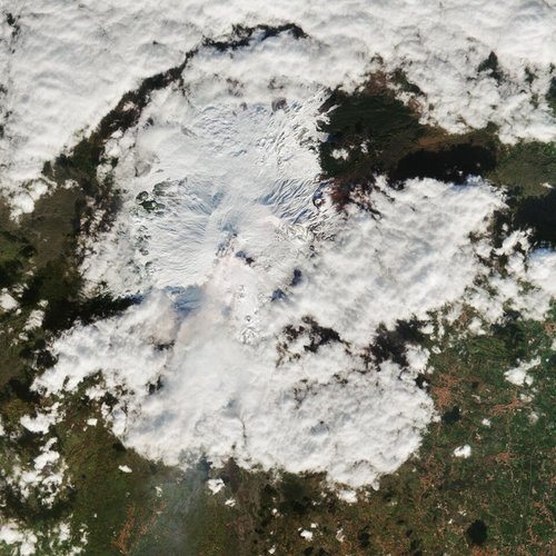 Snow-covered-Etna-ESA_1600.jpg